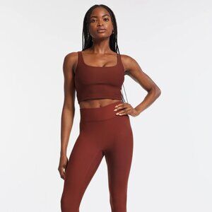 Bandier Tempo Crop Rib Sports Bra Cherry Mahogany NWOT Size Small